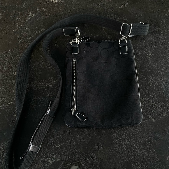 COACH Black Crossbody, Almost brand new - Picture 5 of 6